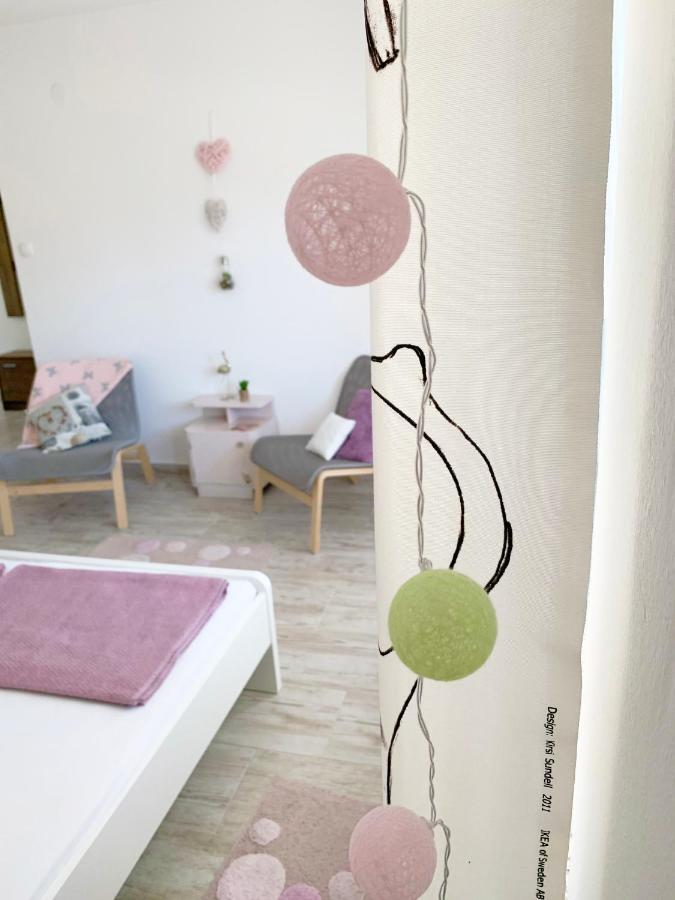 Apartment Gardenview - New! クルク エクステリア 写真