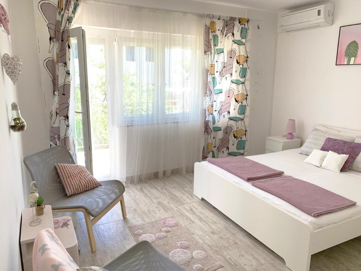 Apartment Gardenview - New! クルク エクステリア 写真