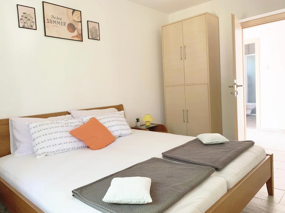 Apartment Gardenview - New! クルク エクステリア 写真