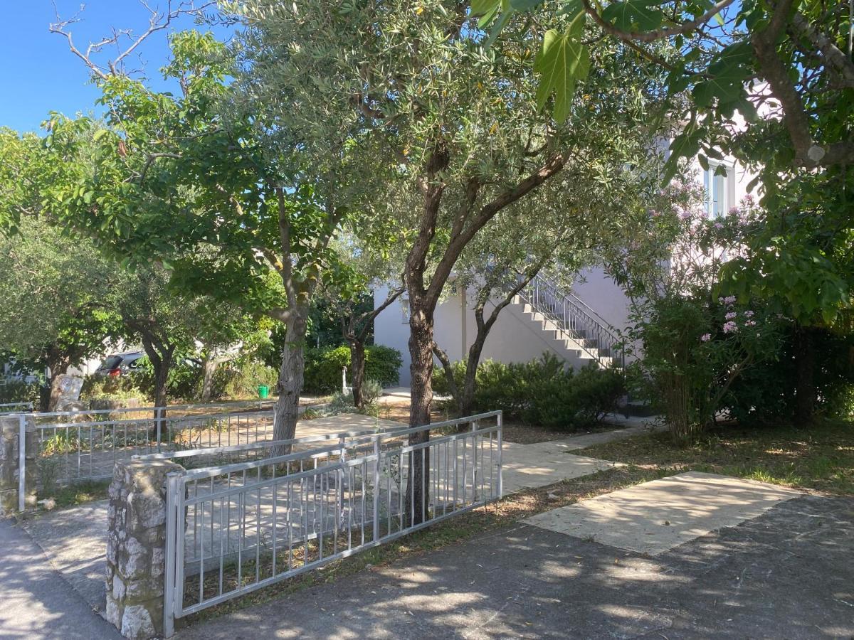 Apartment Gardenview - New! クルク エクステリア 写真
